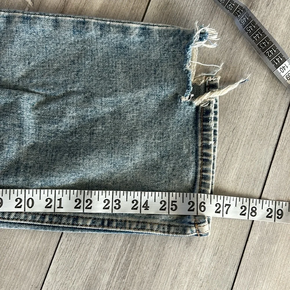 Abercrombie ultra high rise ankle straight jeans acid wash distressed size 30